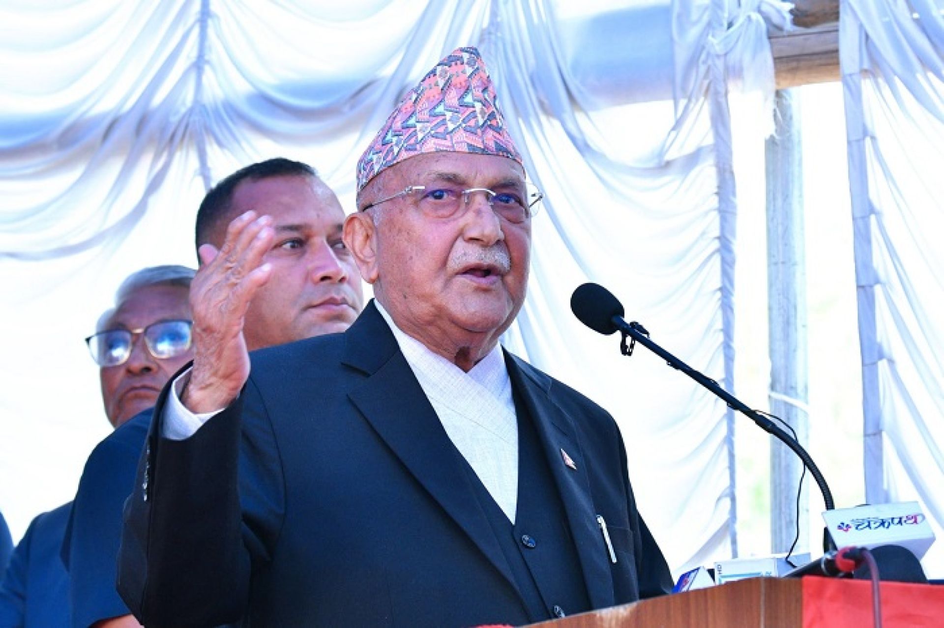 अग्रगामी र राष्ट्रिय शक्तिलाई निर्णायक तहमा पुर्‍याउनुपर्छः अध्यक्ष ओली